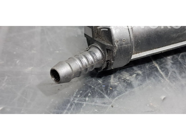 Топливная рампа 030133319L   Volkswagen Polo III 6N 6N2 6NF   для двигателя AFH