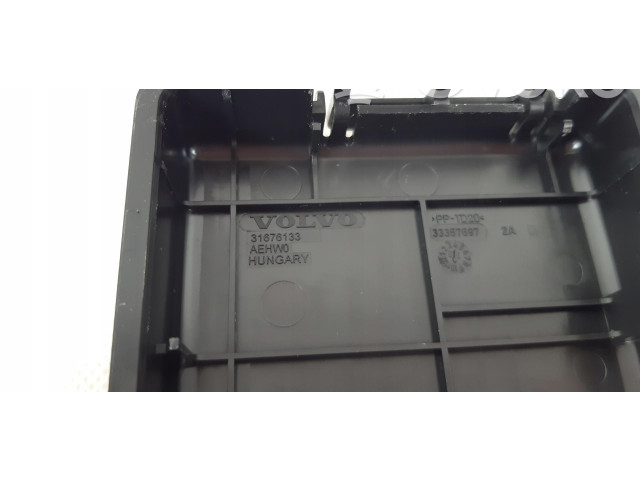 Блок предохранителей     Volvo XC90    