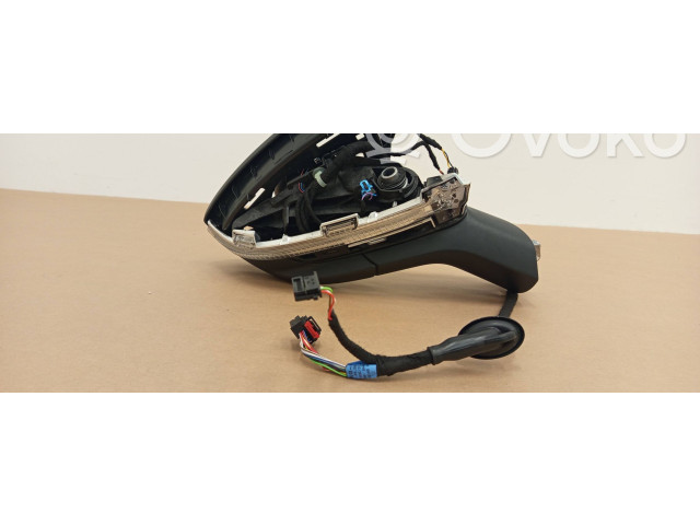 Зеркало электрическое        Skoda Karoq  2017 -  года   