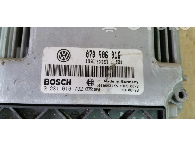 Řídící jednotka VW   Volkswagen Multivan T5 2009