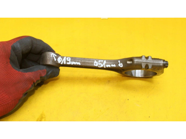 Поршень с шатуном Volkswagen Golf VI