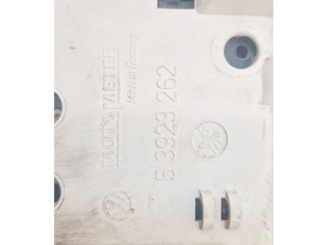 Přístrojová deska Volkswagen PASSAT B3 1990 53923262