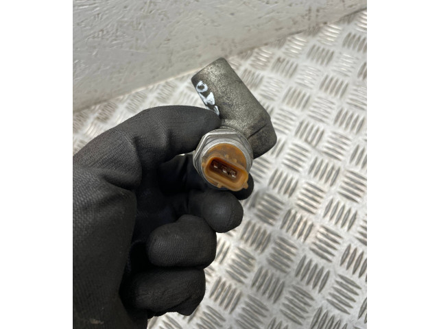 Vstřikovací lišta Nissan Murano Z51