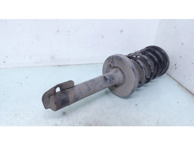 Передний амортизатор с пружиной      