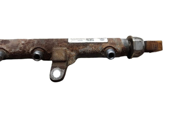 Vstřikovací lišta 03L130089B, 48B13640A02 Volkswagen Caddy CAYD