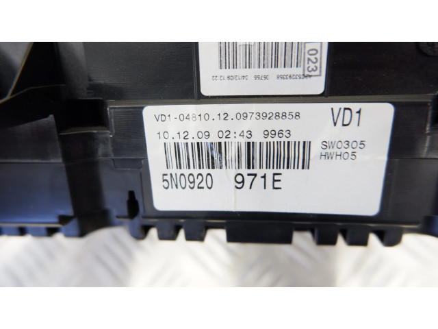Přístrojová deska Volkswagen Tiguan 2009 5N0920971E, 5N0920971E