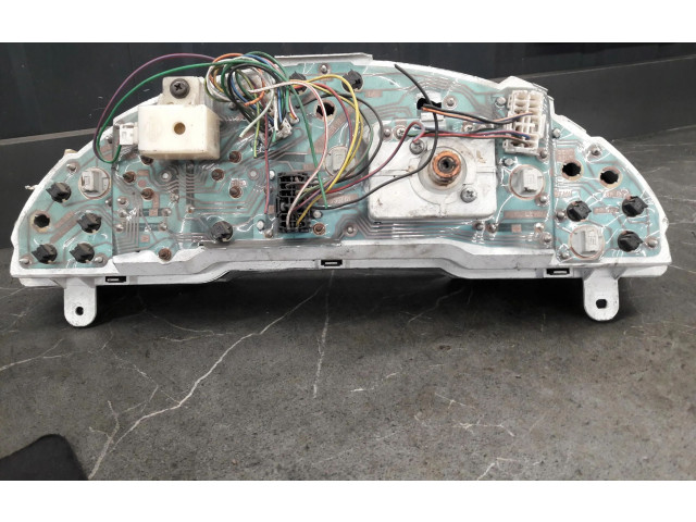 Панель приборов 210662-01 Nissan Vanette