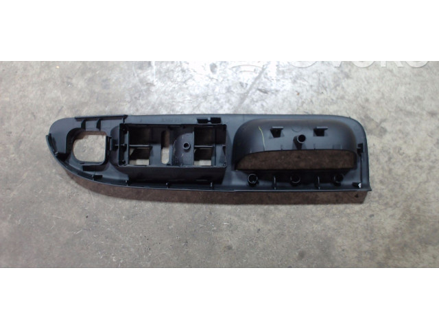 Зеркало электрическое        Volkswagen PASSAT B6  2005 - 2010 года   