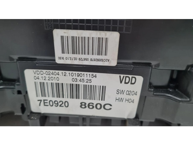 Přístrojová deska Volkswagen Transporter - Caravelle T5 2010 7E0920860C
