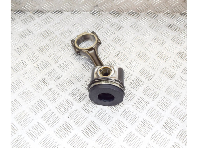 Píst 03G107065J, 038198401D Volkswagen PASSAT B6 pro naftový motor 2.0 BKP