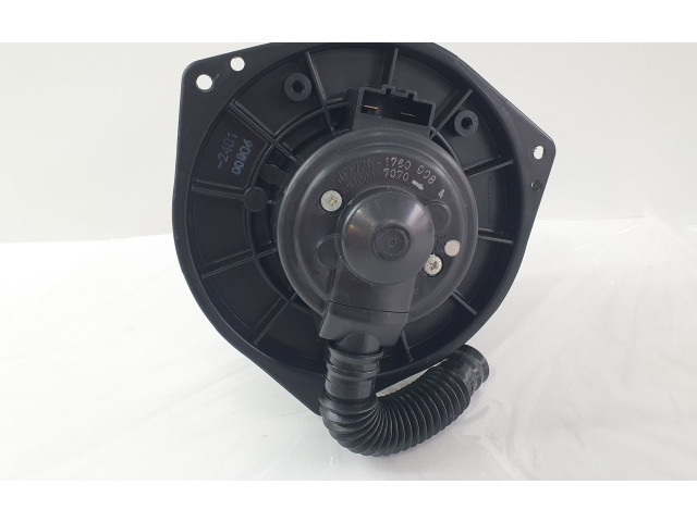 Вентилятор печки    5027261760, 8940007070   Subaru Forester SH