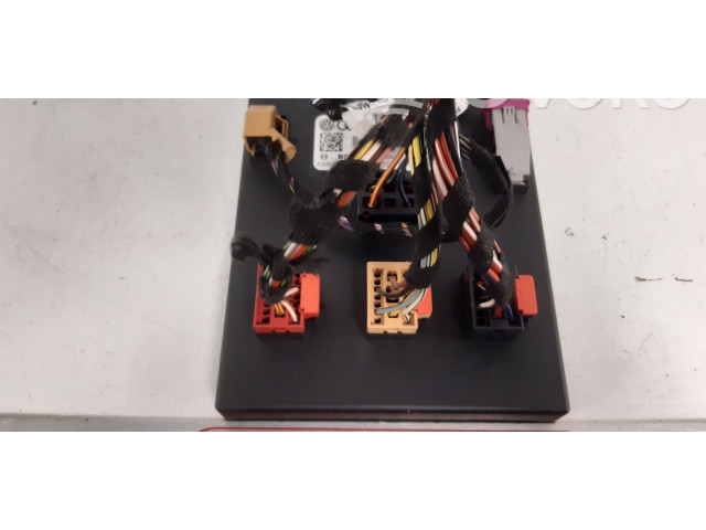 Pojistková skříňka Řídící jednotka BSM 4H0907063EB, 4H0907063EK   Audi A8 S8 D4 4H 2015