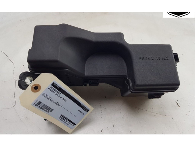   Pojistková skříňka    Peugeot 108 2020