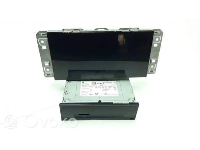 Радио/ проигрыватель CD/DVD / навигация