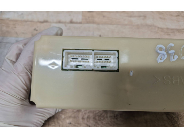 Блок управления климат-контролем    Mazda Premacy