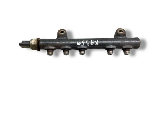 Топливная рампа 9684753080, 111040002   Peugeot 5008   для двигателя 9HR (DV6C)