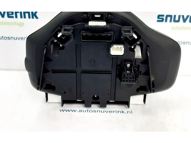 Přístrojová deska Peugeot 108 2016 B001028780, B001028780