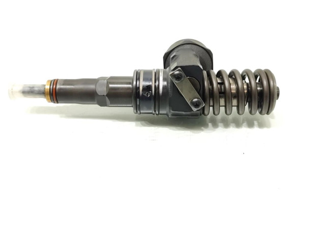 Vstřikovač 038130073AL Seat Toledo I (1L)