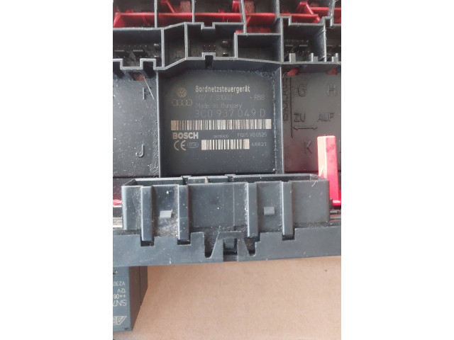 Блок комфорта 3C0937049D, H37TS1002 Volkswagen Caddy