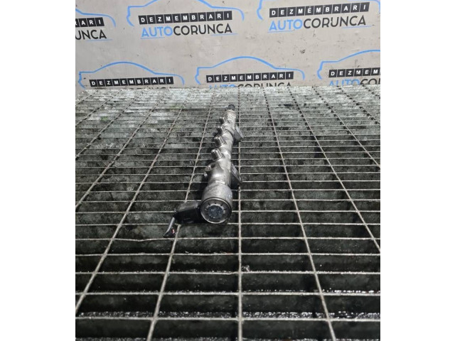 Топливная рампа Jeep Compass для двигателя 651925