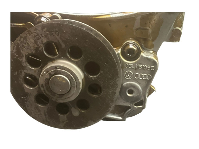 Масляный насос 03L115105C Volkswagen Caddy