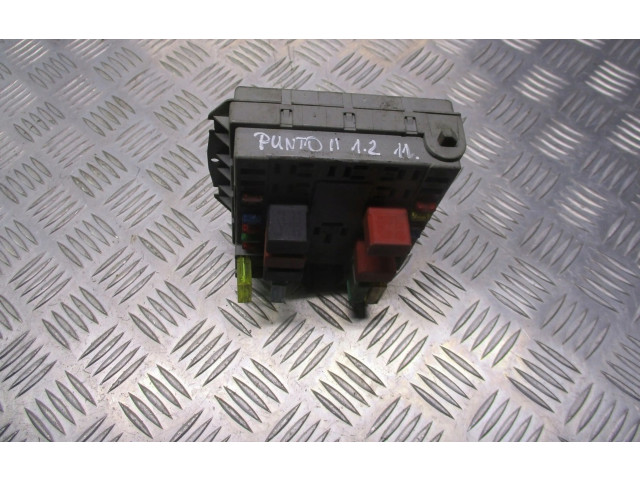 Vstřikovací lišta 46812233   Fiat Punto (188)     