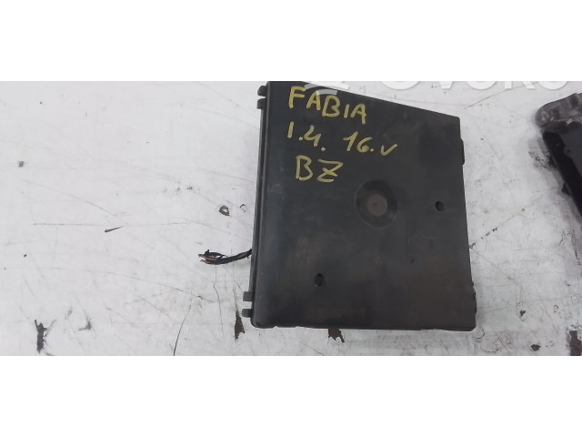 Комплект блоков управления Skoda Fabia Mk1 (6Y)