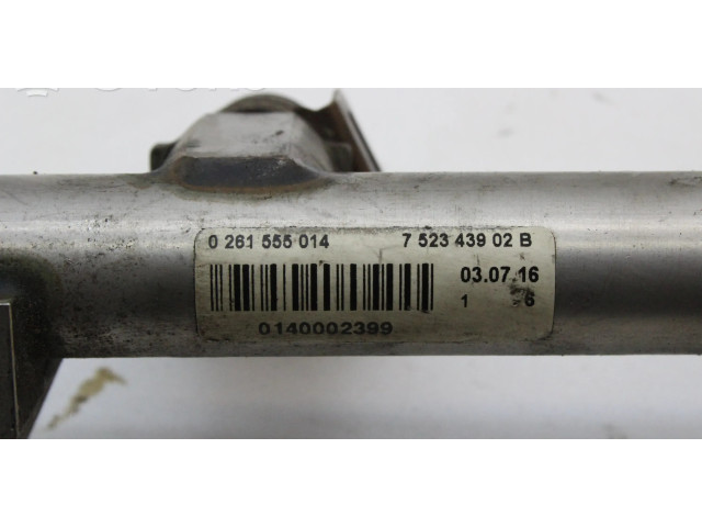 Vstřikovací lišta 7523439 BMW 7 E65 E66 pro benzínový motor 6.0 N73 B60 A