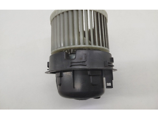 Вентилятор печки    7015011001   Peugeot 2008 II