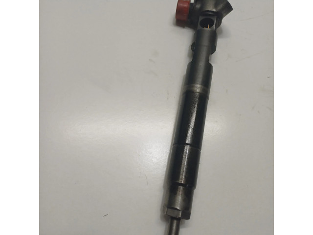 Vstřikovač A6510700587 Mercedes-Benz C W204 pro naftový motor 2.2