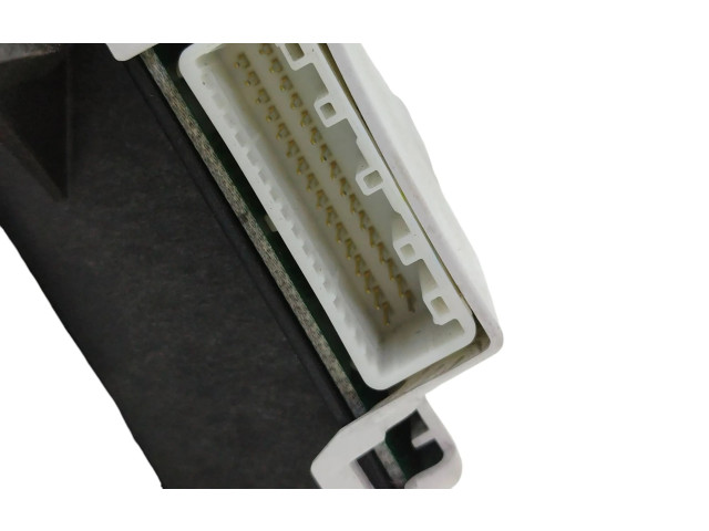 Přístrojová deska  Toyota Prius (XW20) 2005 8380047210, 769362030  