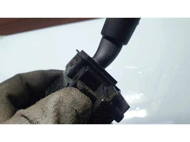 Ручка стеклоочистителей 17D682   Mazda 3 I