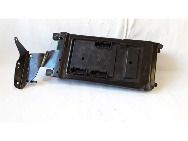 Pojistková skříňka YQE500300, 519051502 Land Rover Range Rover Sport L320 2007