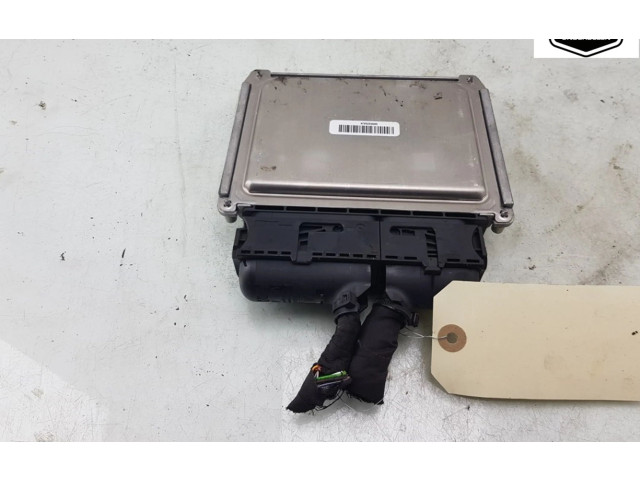 Блок управления двигателя 05C907394D, 05C906032L Skoda Scala