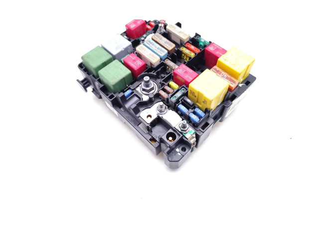 Блок предохранителей 42745603 Peugeot 2008 I