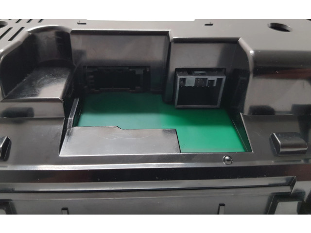 Přístrojová deska BMW 2 F46 2021 62105A24596, 14369510