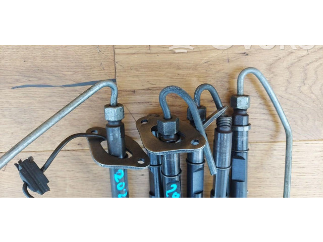 Комплект форсунок 059130201E, 059130202E    Skoda Octavia Mk1 (1U)   