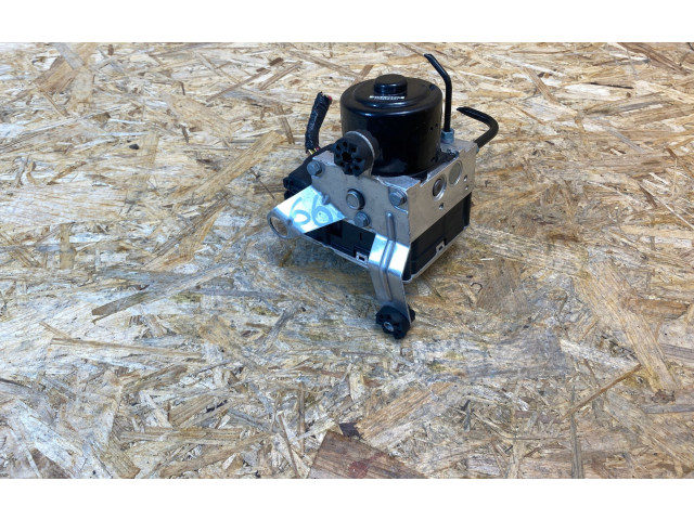 Блок АБС    BMW  X3 F25  2010 - 2017 года