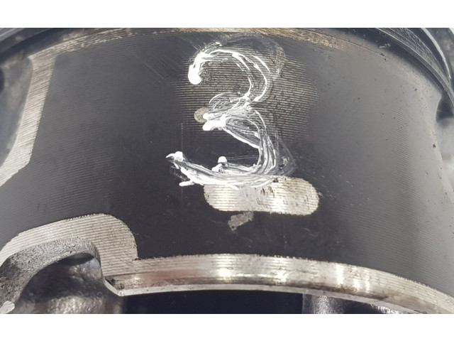  Поршень с шатуном  1629032180, 1629032180  Peugeot 2008 I  