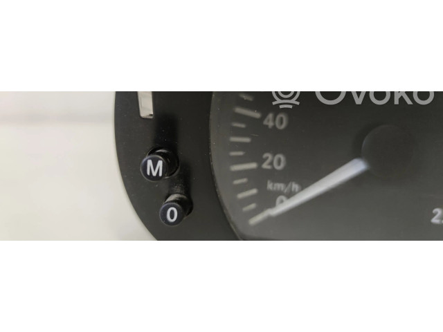 Přístrojová deska Mercedes-Benz Vito Viano W639 2011 A6399001100, 6399001100