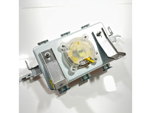 Подушка безопасности пассажира 1075057, 0589-p1-000197 Mazda 3 II