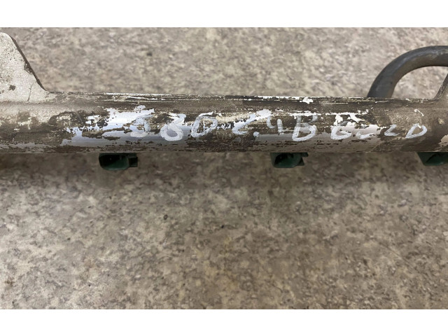 Vstřikovací lišta 9202710, 9470229 Volvo S80