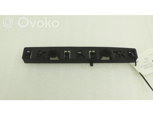 Держатель крыла