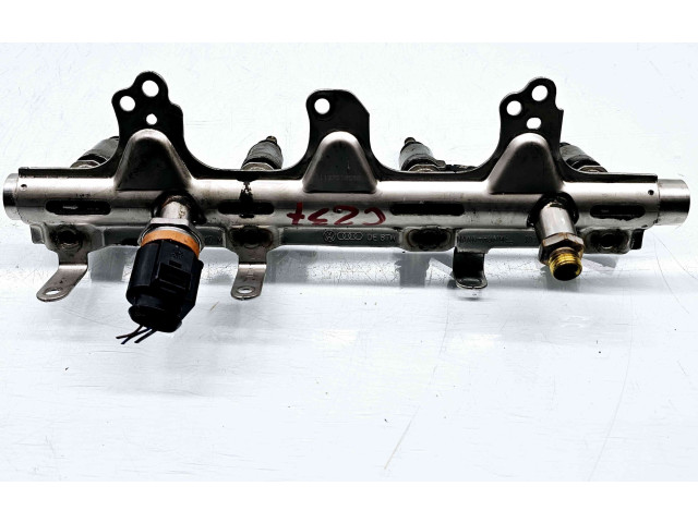 Топливная рампа 06J133317M   Skoda Superb B6 (3T)  