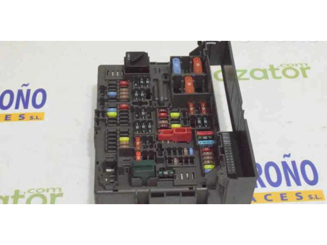 Pojistková skříňka 61149119445 BMW 3 E92 E93 2006