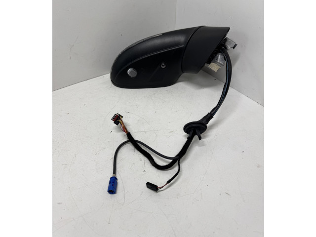 Zpětné zrcátko Volkswagen Touareg II 2014 7P6857502HH