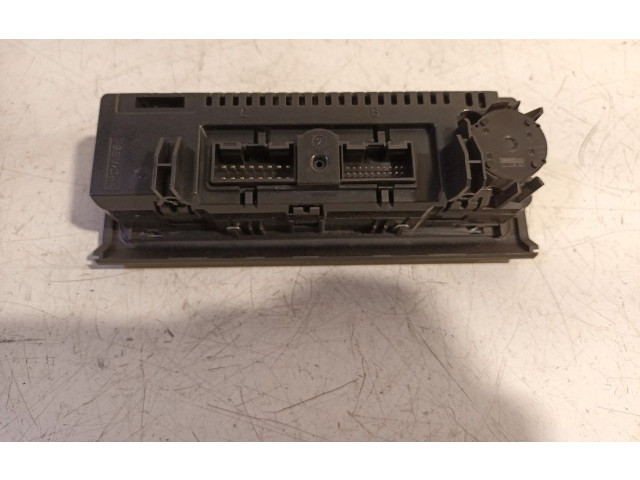 Блок управления климат-контролем    Skoda Fabia Mk2 (5J)