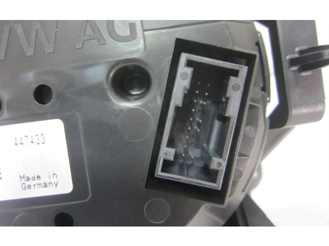 Панель приборов 5G1920741D Volkswagen Golf VII