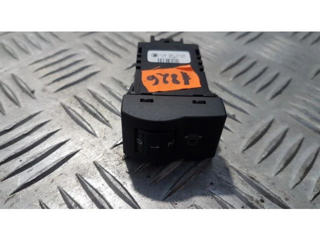 Включатель регулировки высоты фонарей