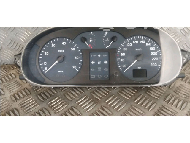 Přístrojová deska Renault Megane I 2003